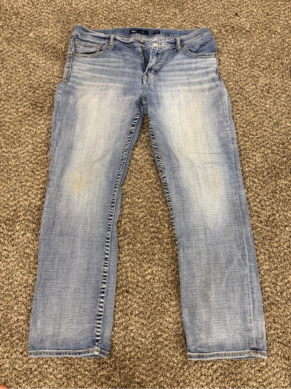 Men’s light wash BKE Jeans